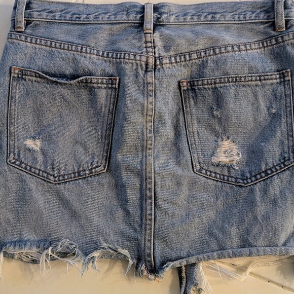 We The Free Free People Denim Front Slit Skirt Sz 27 Distressed Raw Hem Cotton S - Picture 6 of 6